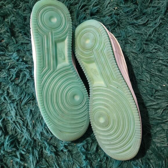 Nike Air Force 1 Low UV Reactive Color Change Shoes White Blue Glow Sole Size 11 - Picture 3 of 8